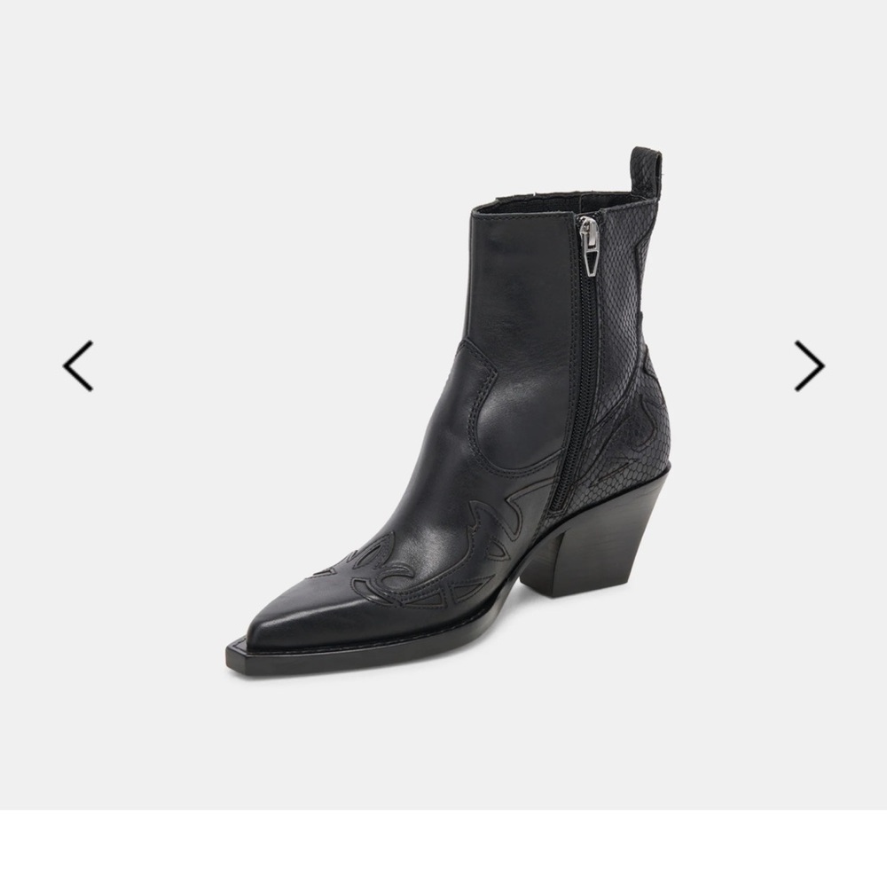 Dolce Vita Ramsom Bootie size 8